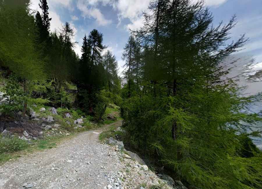 Where is Laghetto di Campaccio?