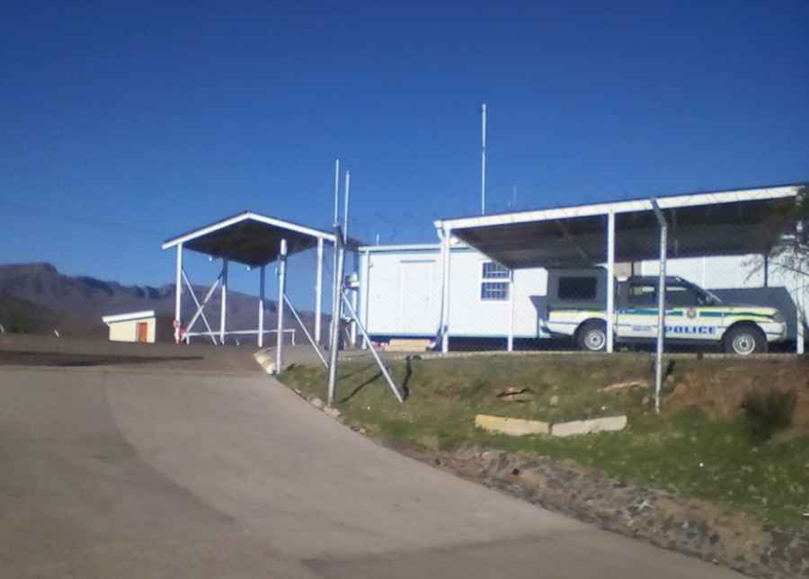 Where is Monontsha Pass?