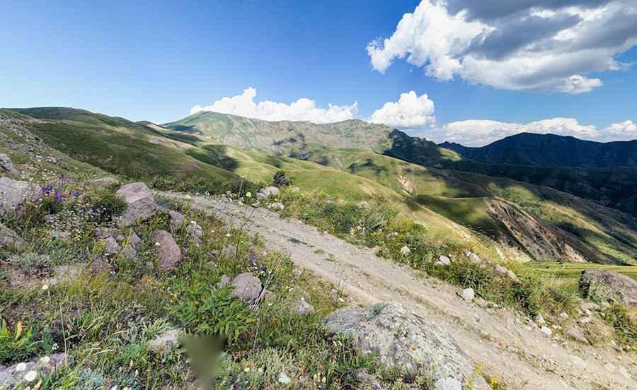 Where is Mount Kovasar?