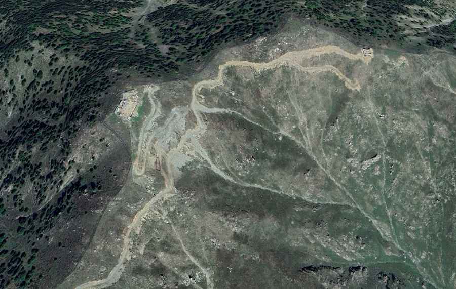 Where is Mukha Pass located?