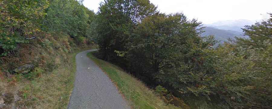 Where is Mur de Peguere?