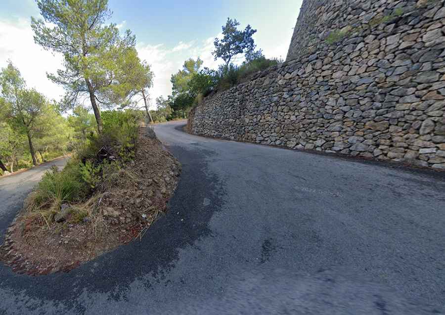 Where is Port des Canonge?