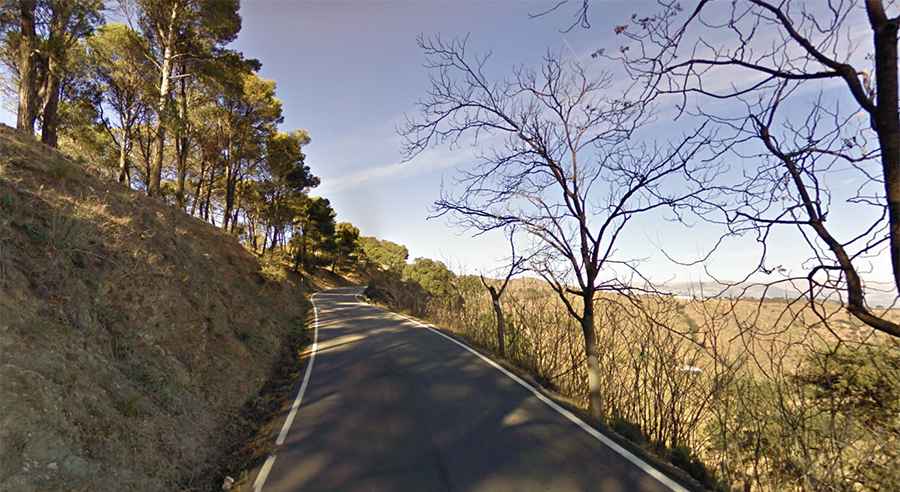 Where is Puerto del León?