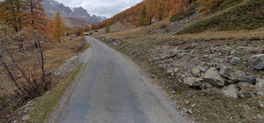 Where is Refuge de Laval?