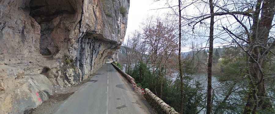 Where is the D662 Road?