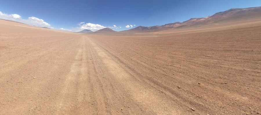 Where is the Desierto de Siloli?