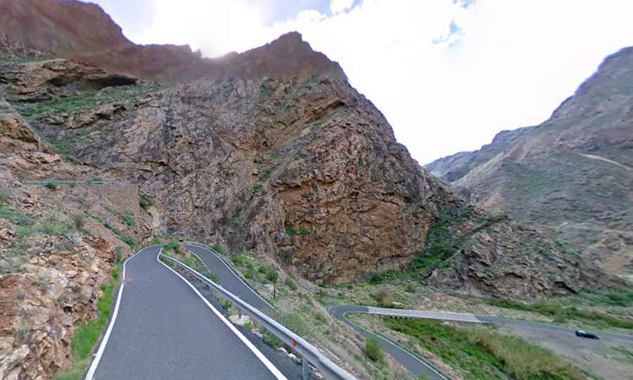 Where is the GC-210 road?