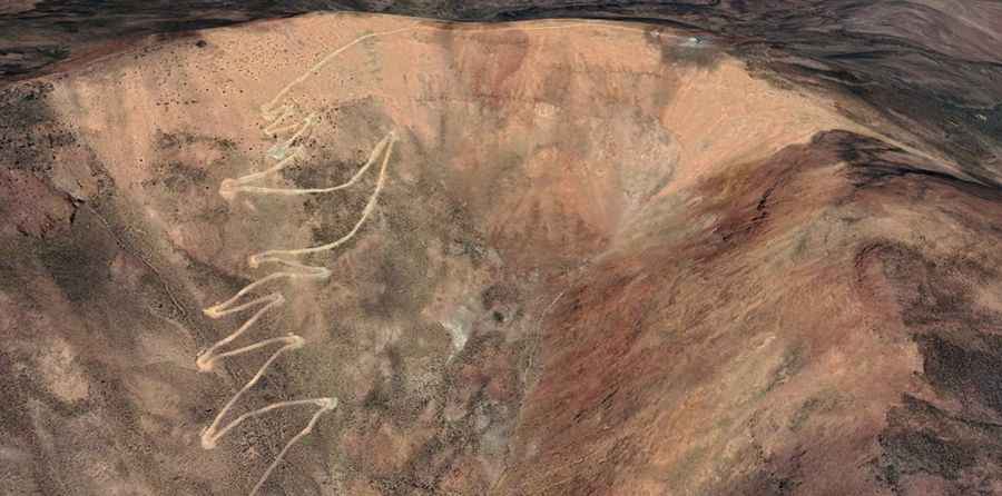 Where is the road to Cerro Juquel?