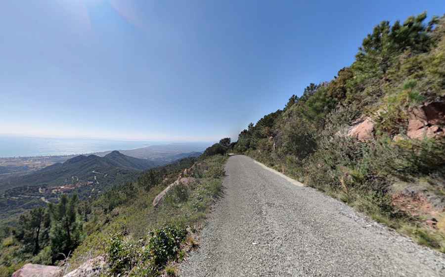 Where is the road to Monte Bartolo?