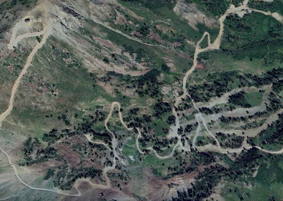 Where is Thurston Peak?