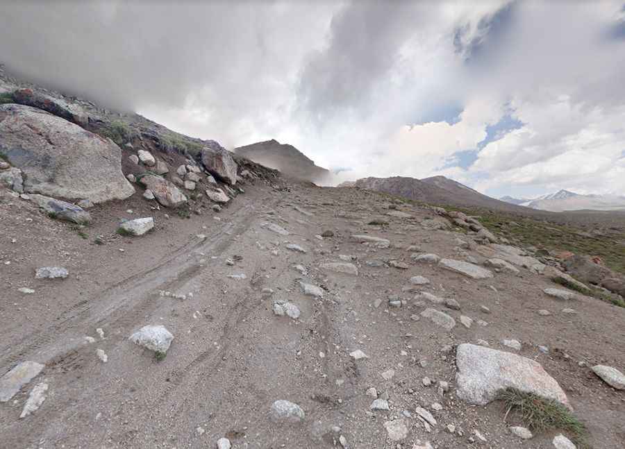 Where is Tossor Pass?