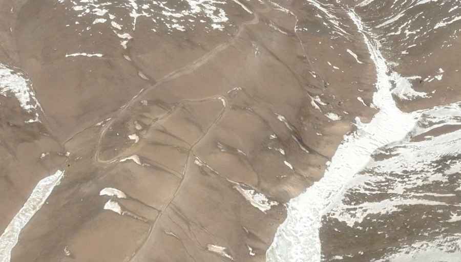 Where is Tsekne La located?