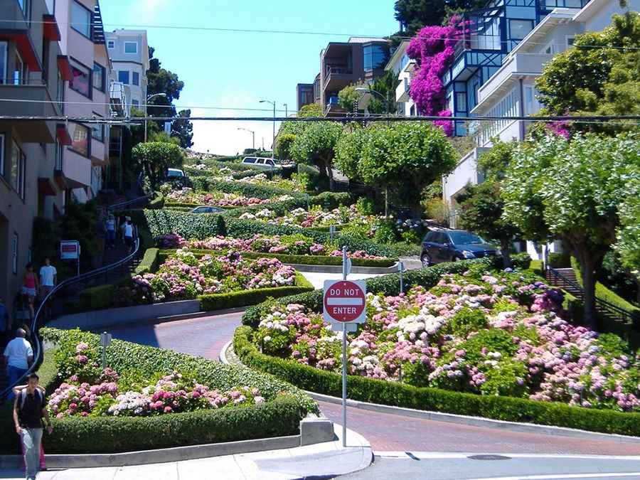 Why is Lombard Street famous?