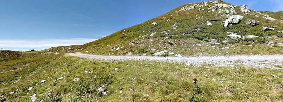 Wildkogel: Driving the steep 30% ski-station road in Salzburg