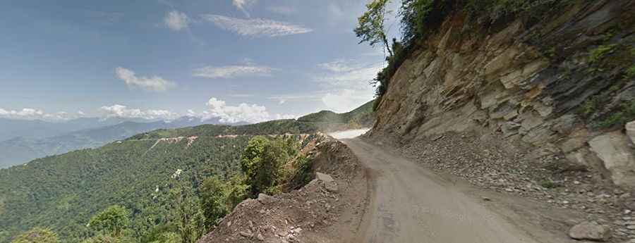 Yongphu La: Driving the steep mountain pass of eastern Bhutan