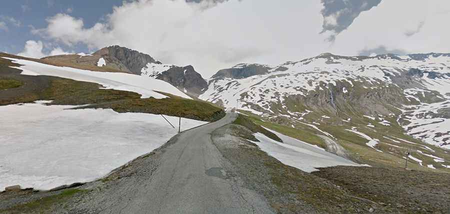 You'll never forget the road to Lac de Cema